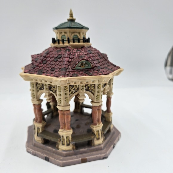 Lemax Village Collection Gilded Gazebo 53532 Table Accent 2005 FLAW - Picture 3 of 7